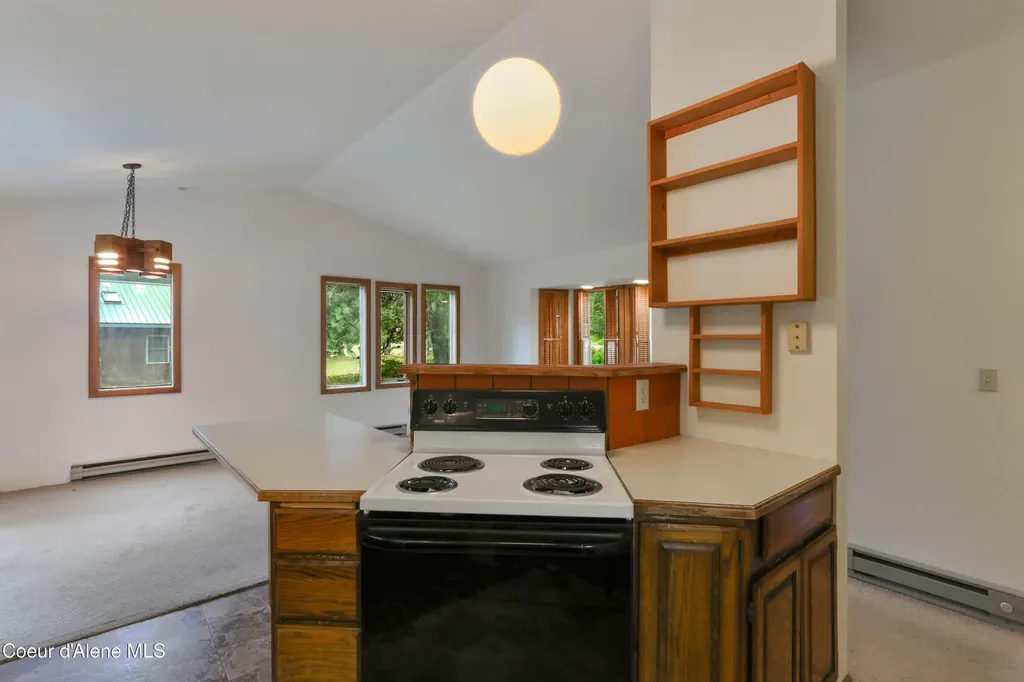 372 Schweitzer Mountain Road Sandpoint ID 83864