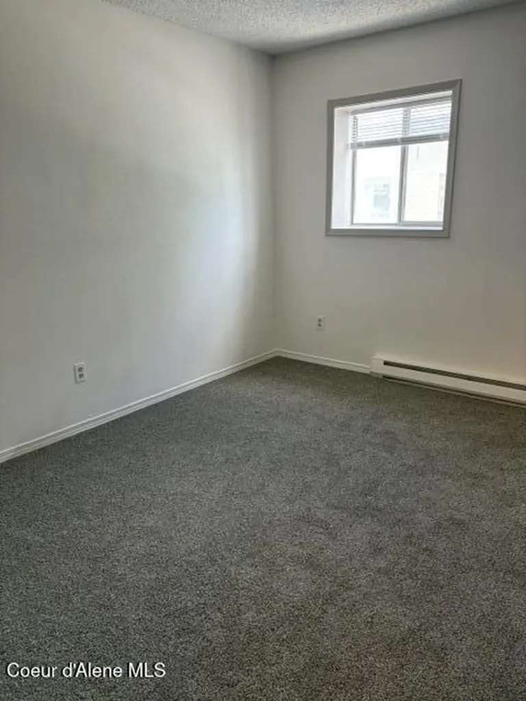 6236 W Maine Street Spirit Lake ID 83869