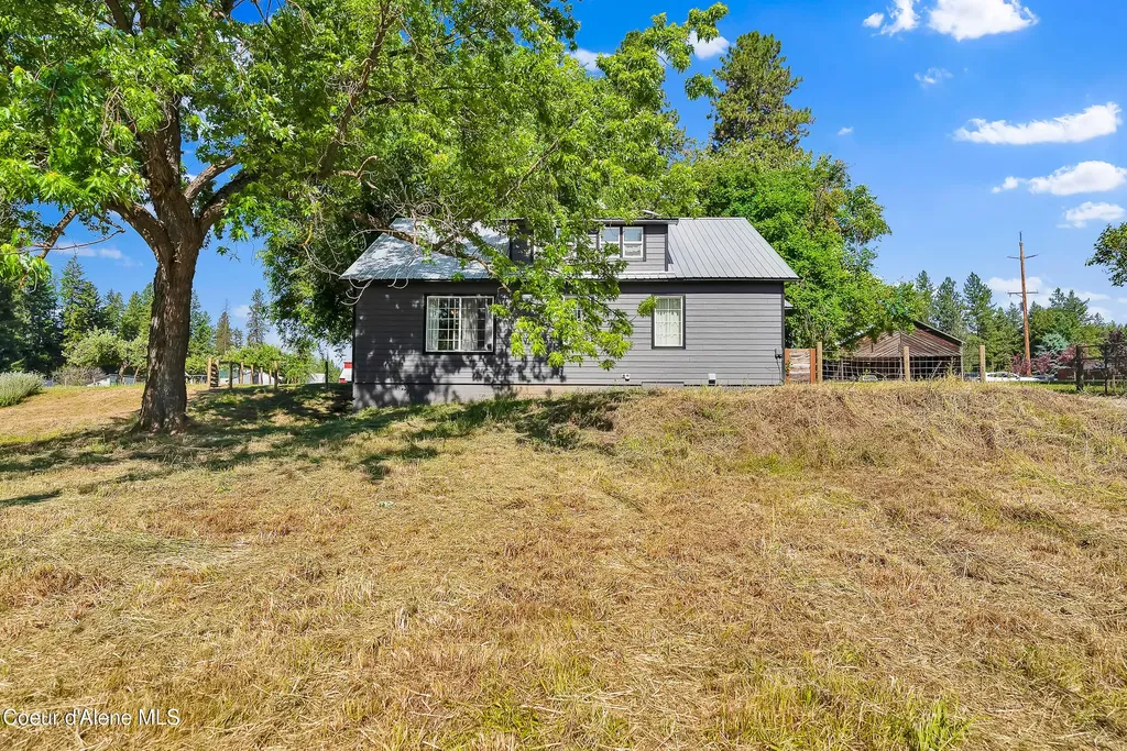 256 Roosevelt Road Bonners Ferry ID 83805