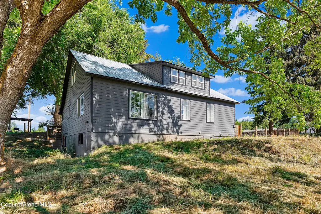 256 Roosevelt Road Bonners Ferry ID 83805