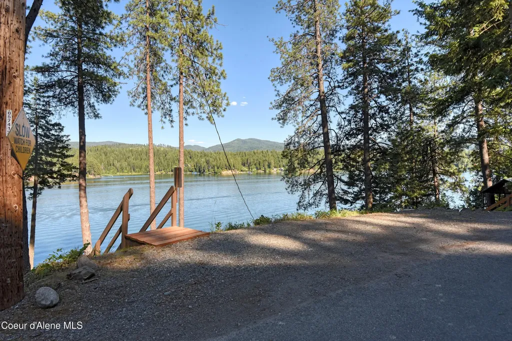 15039 N Shenandoah Drive Hayden ID 83835