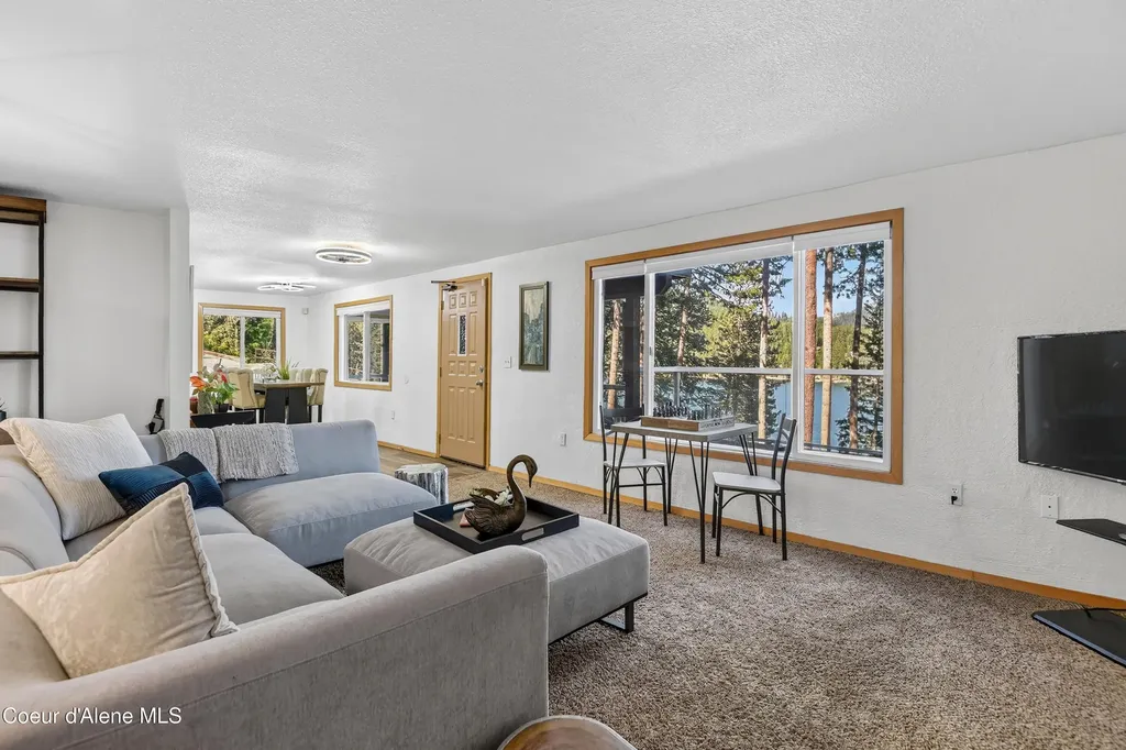 14979 N Shenandoah Drive Hayden ID 83835
