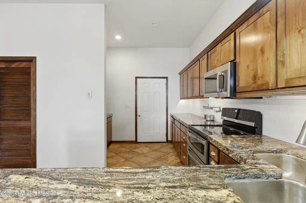 13779 S Timber Lane Harrison ID 83833