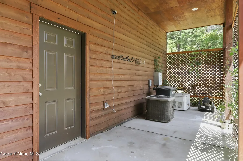 13779 S Timber Lane Harrison ID 83833