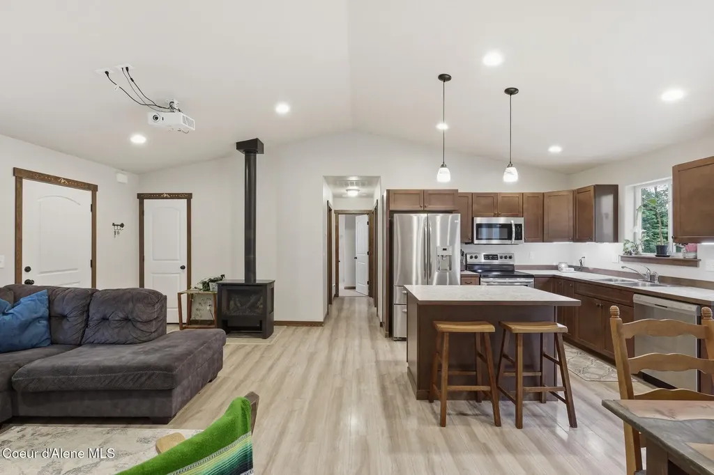 5611 Blacktail Road Careywood ID 83809