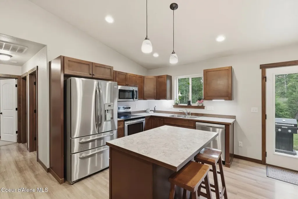 5611 Blacktail Road Careywood ID 83809