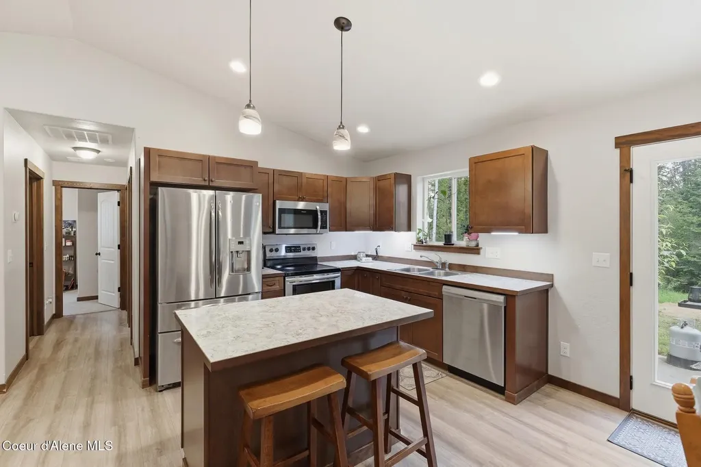 5611 Blacktail Road Careywood ID 83809
