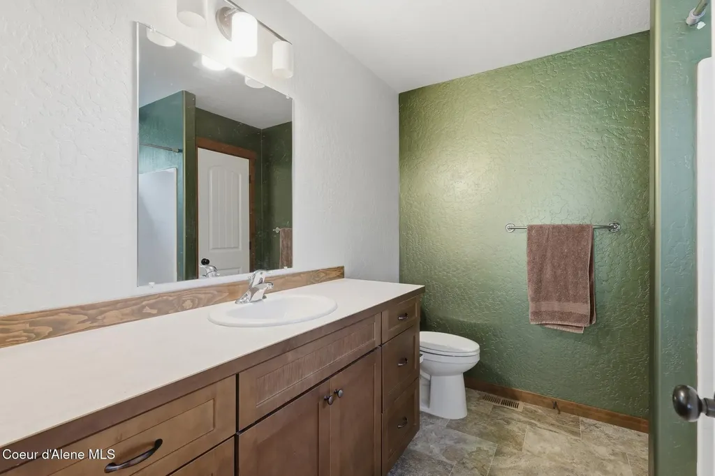 5611 Blacktail Road Careywood ID 83809