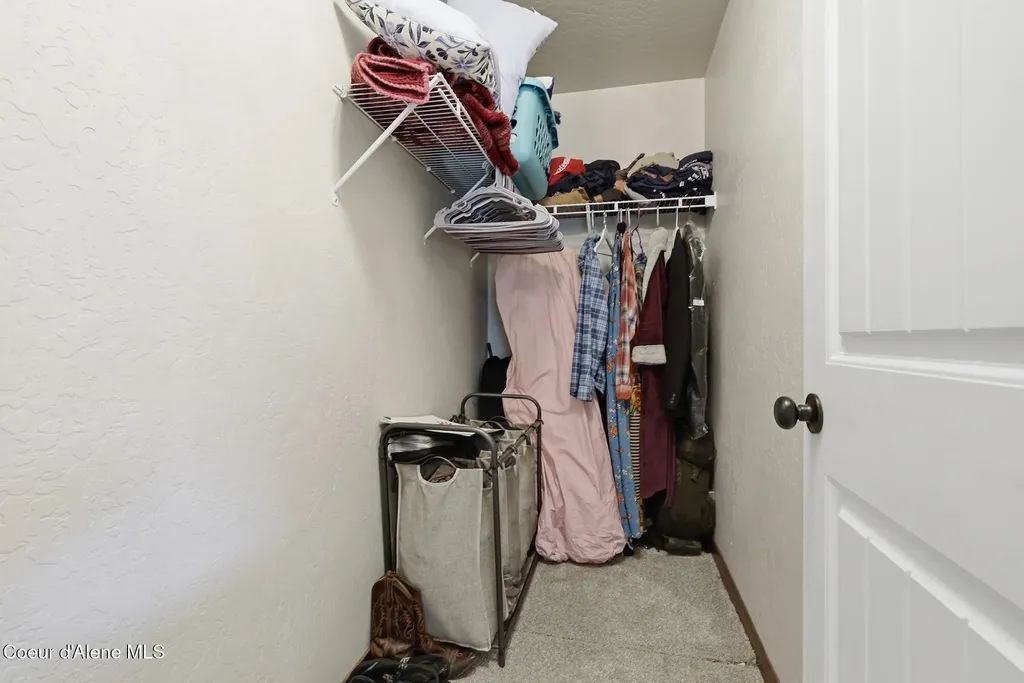 5611 Blacktail Road Careywood ID 83809