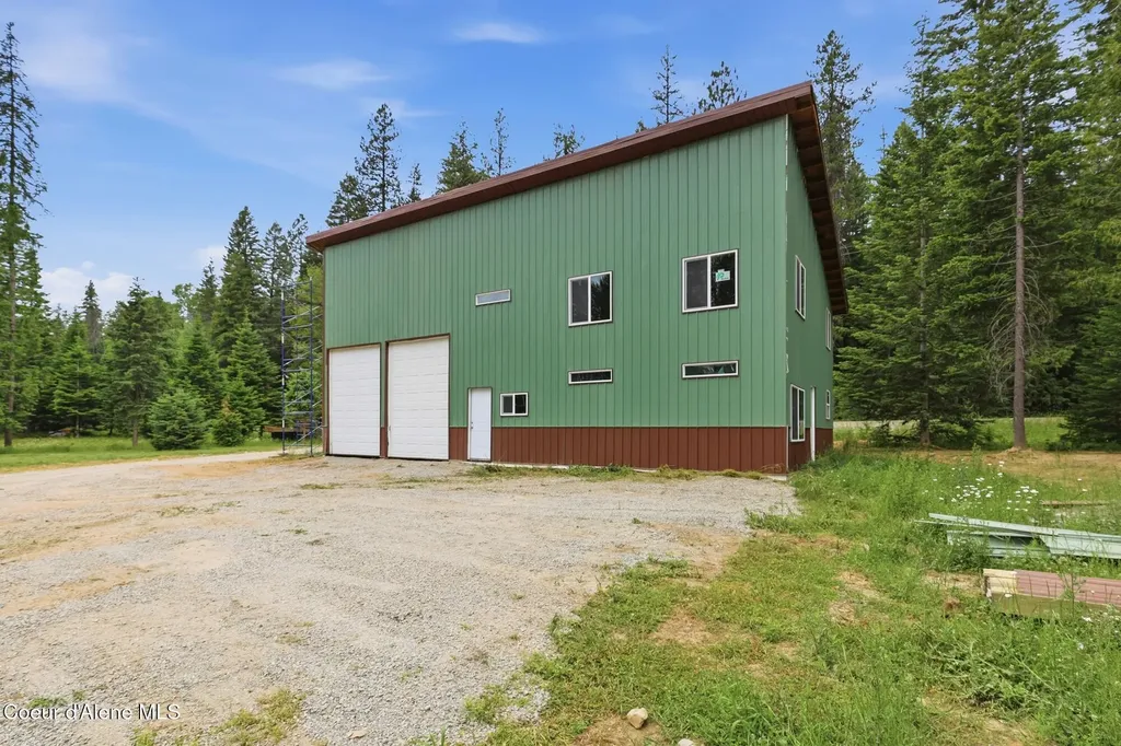 5611 Blacktail Road Careywood ID 83809