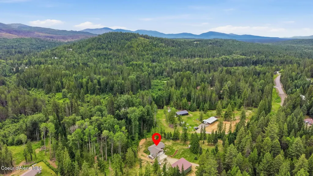 5611 Blacktail Road Careywood ID 83809