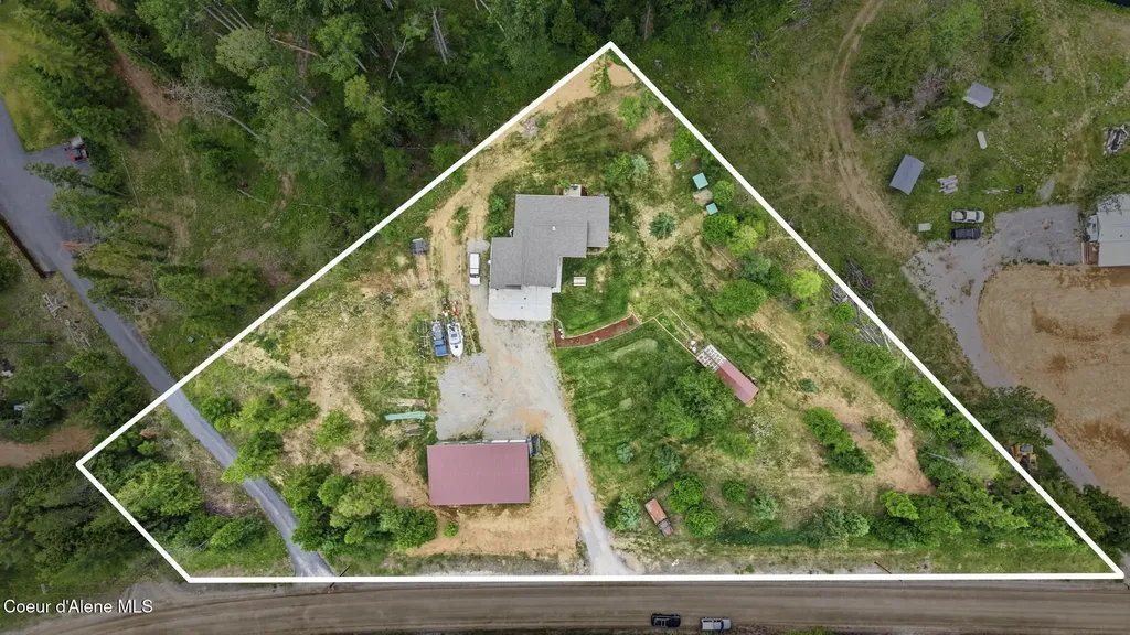 5611 Blacktail Road Careywood ID 83809