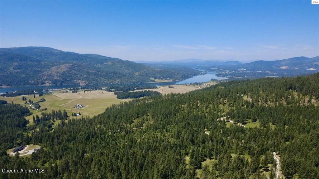 2000 Gold Cup Mountain Road Priest River ID 83856