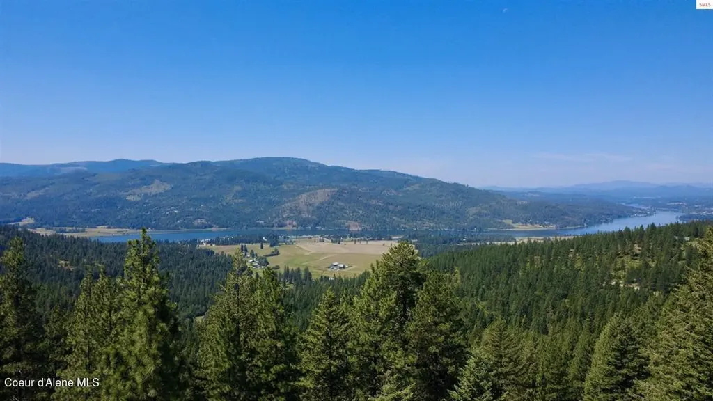 2000 Gold Cup Mountain Road Priest River ID 83856