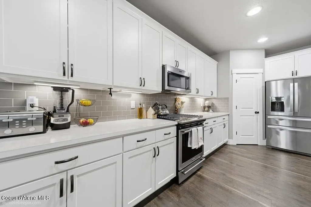 2063 W Midway Avenue Post Falls ID 83854