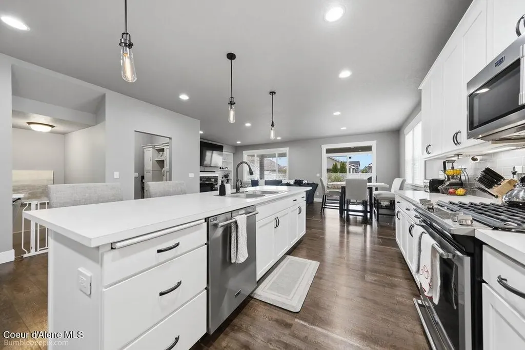 2063 W Midway Avenue Post Falls ID 83854