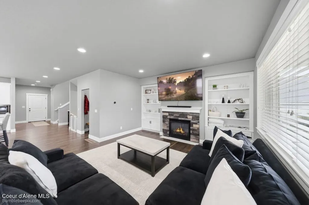 2063 W Midway Avenue Post Falls ID 83854
