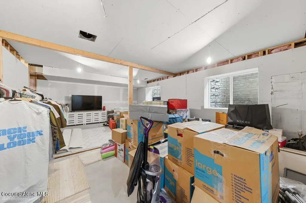 2063 W Midway Avenue Post Falls ID 83854