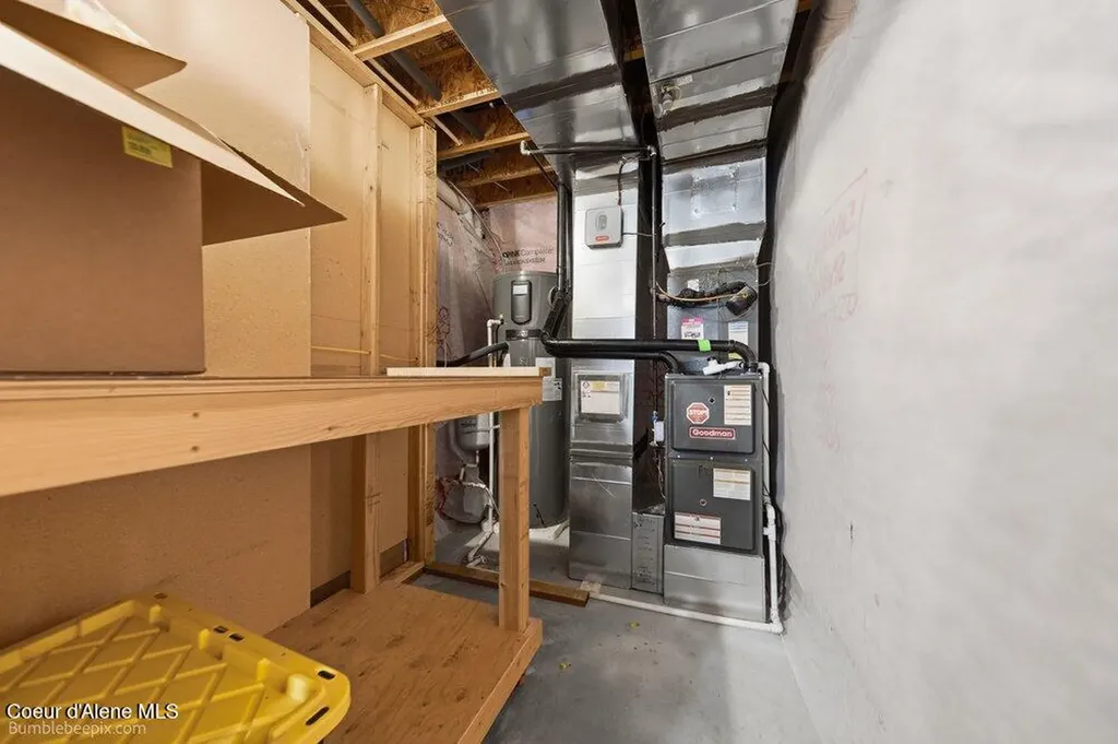 2063 W Midway Avenue Post Falls ID 83854