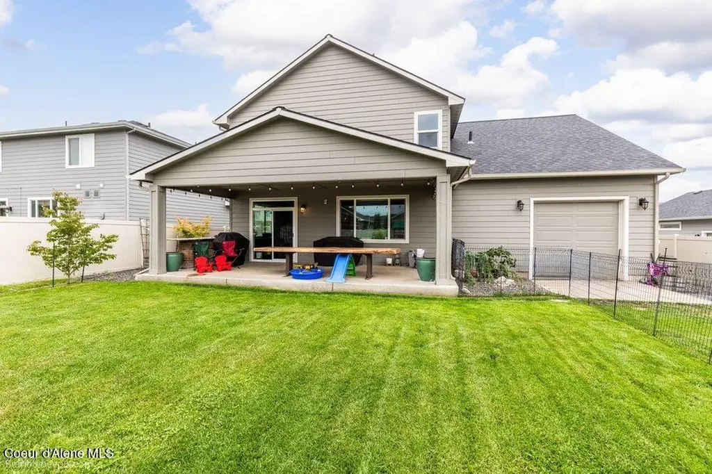 2063 W Midway Avenue Post Falls ID 83854