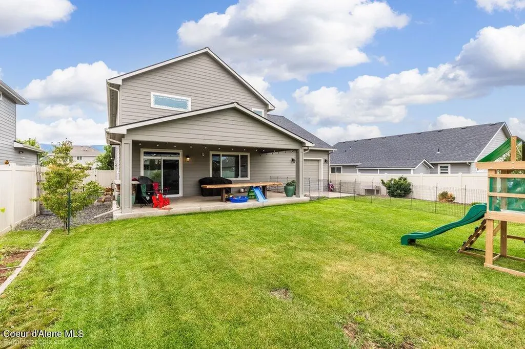 2063 W Midway Avenue Post Falls ID 83854