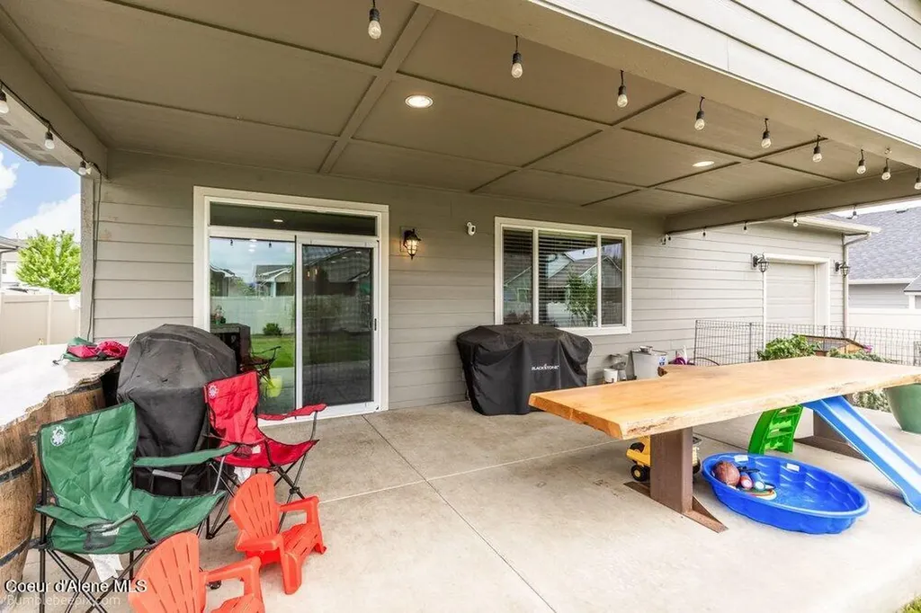 2063 W Midway Avenue Post Falls ID 83854