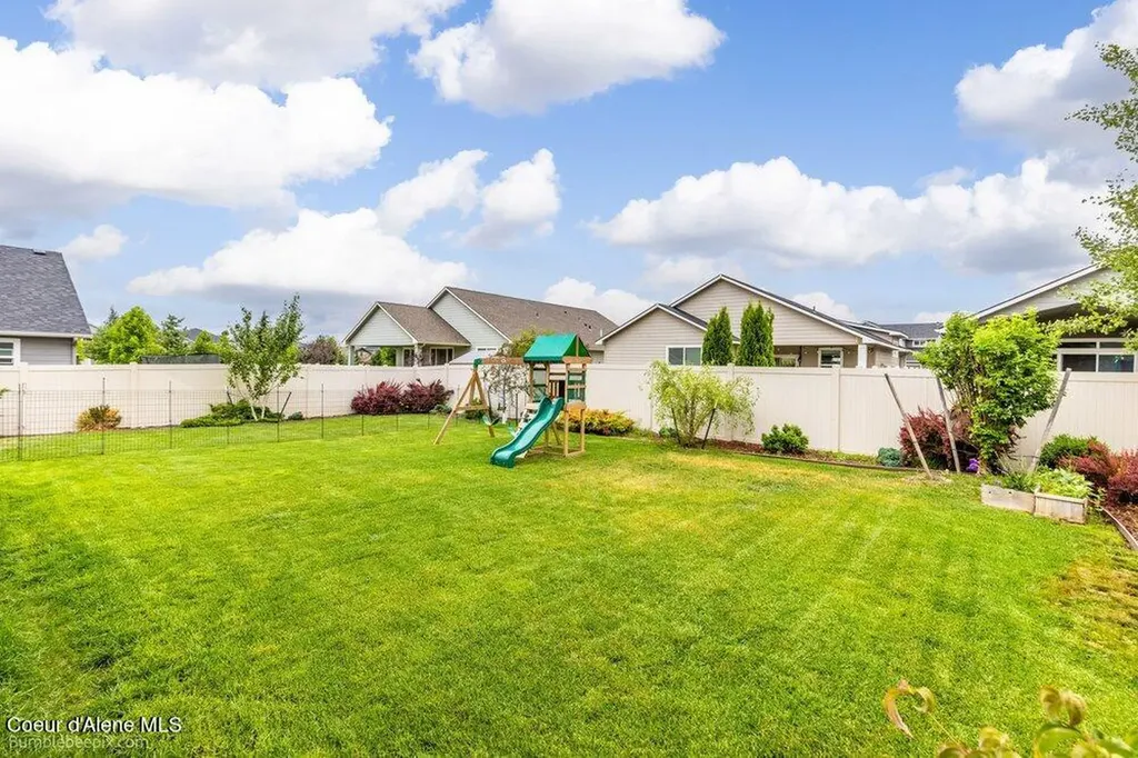 2063 W Midway Avenue Post Falls ID 83854