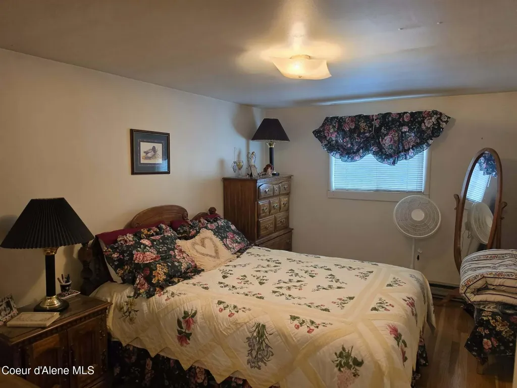 604 W Cameron Avenue Kellogg ID 83837