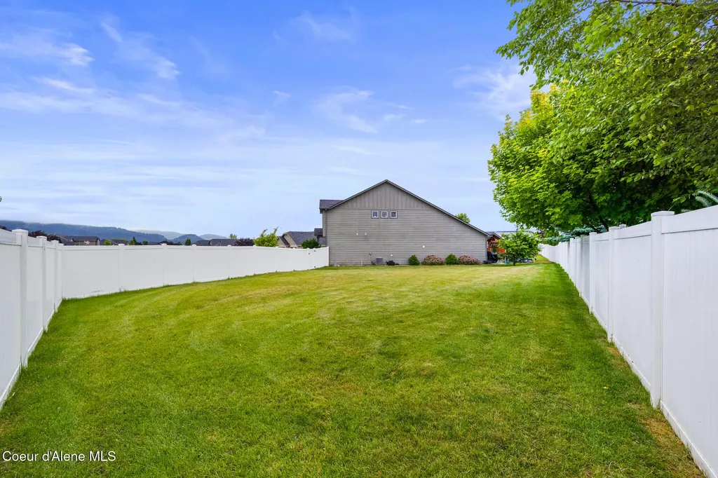 13348 N Freight Train Court Rathdrum ID 83858