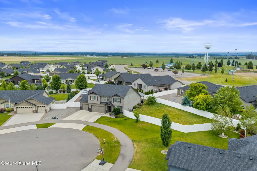 13348 N Freight Train Court Rathdrum ID 83858