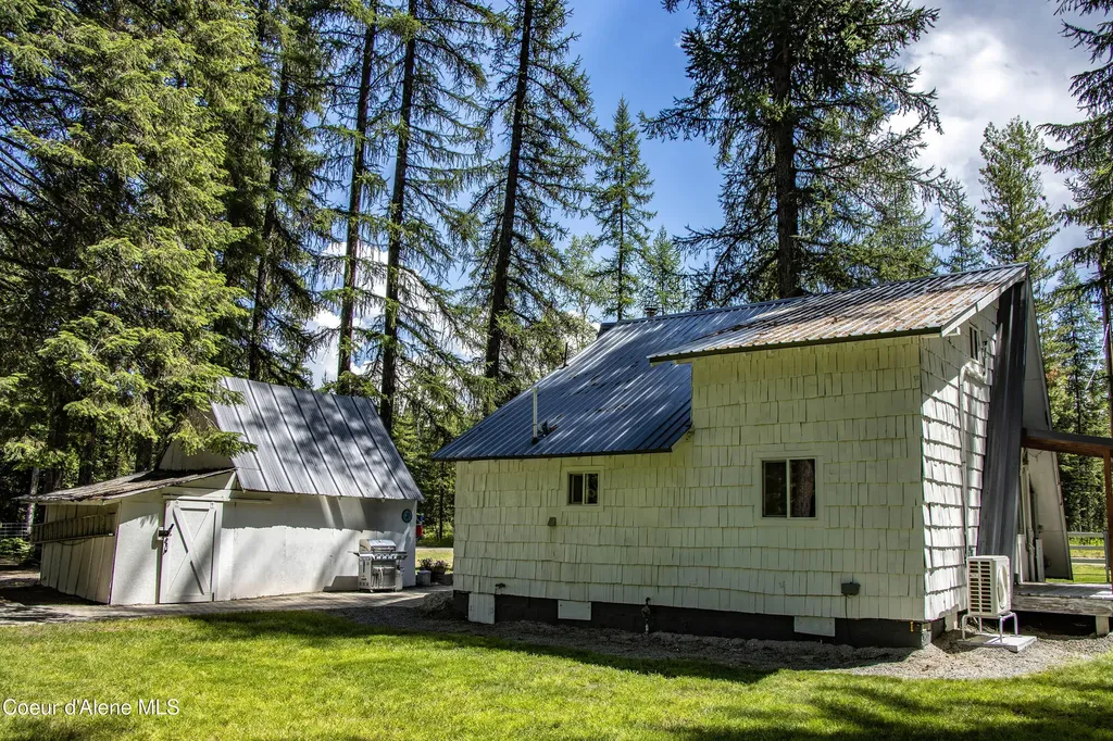 475 Dry Creek Road Clark Fork ID 83811