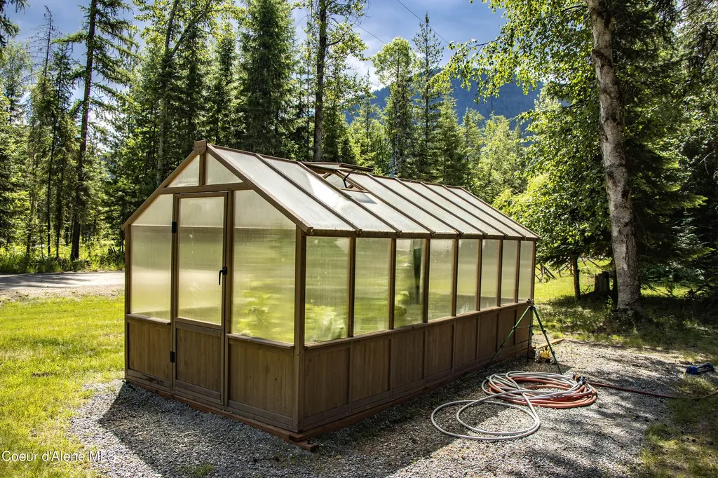 475 Dry Creek Road Clark Fork ID 83811