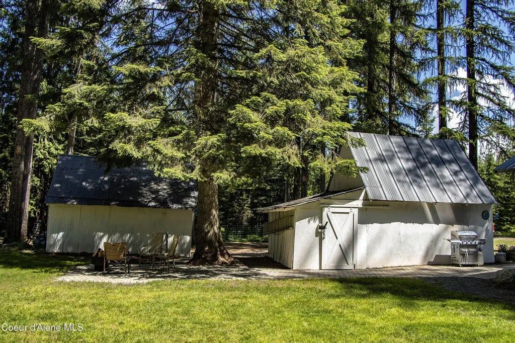 475 Dry Creek Road Clark Fork ID 83811