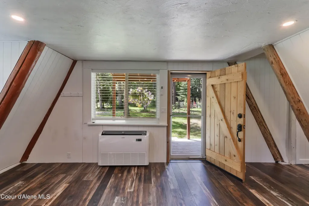 475 Dry Creek Road Clark Fork ID 83811