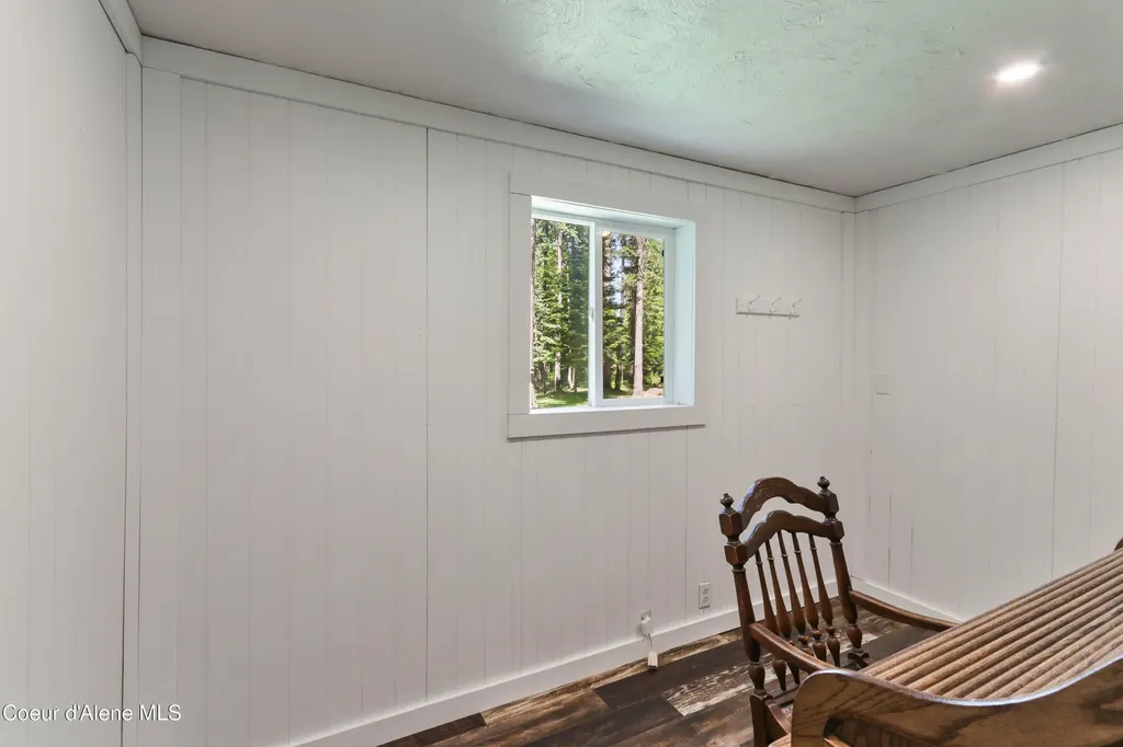 475 Dry Creek Road Clark Fork ID 83811