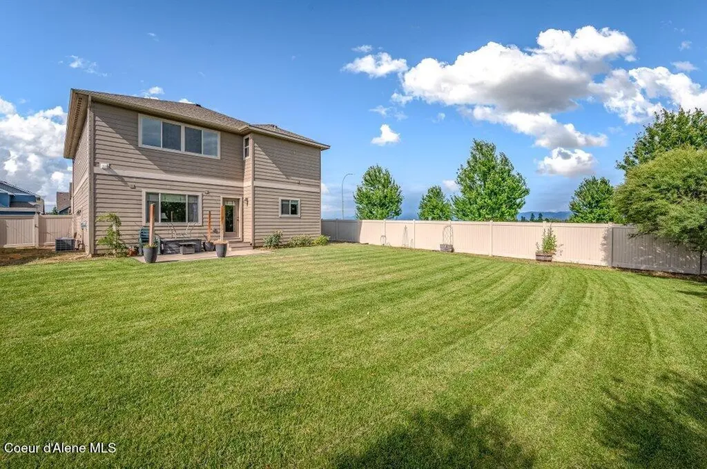4780 E Fennec Fox Lane Post Falls ID 83854