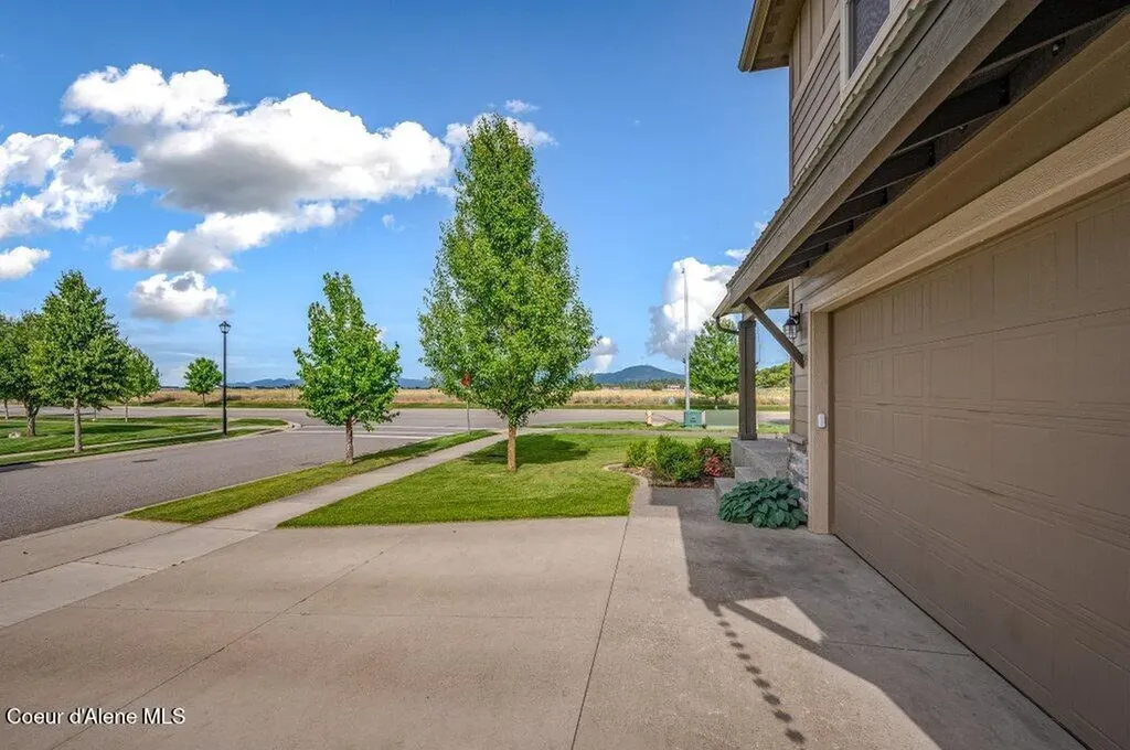 4780 E Fennec Fox Lane Post Falls ID 83854