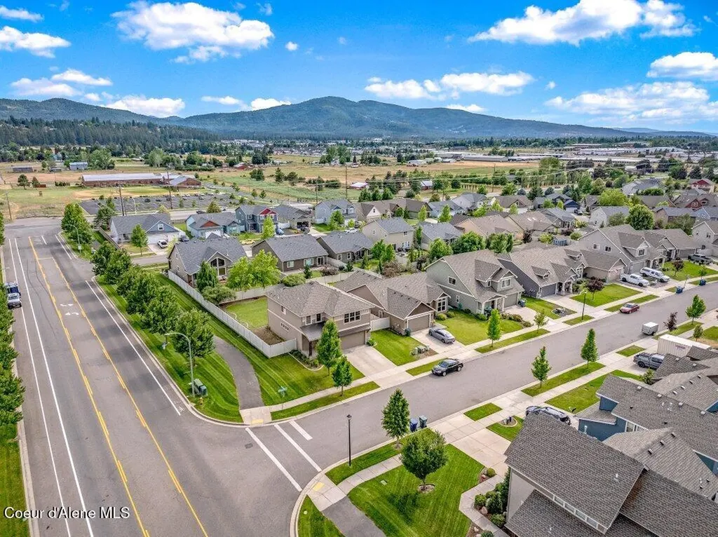 4780 E Fennec Fox Lane Post Falls ID 83854