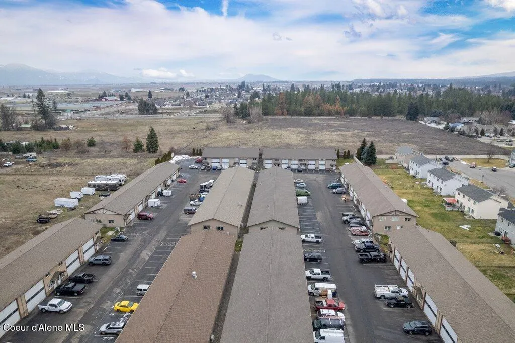 9780 N Biztown Loop Hayden ID 83835