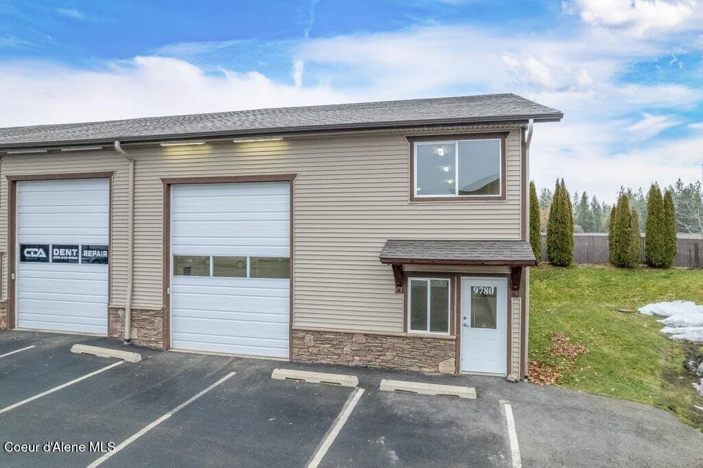 9780 N Biztown Loop Hayden ID 83835
