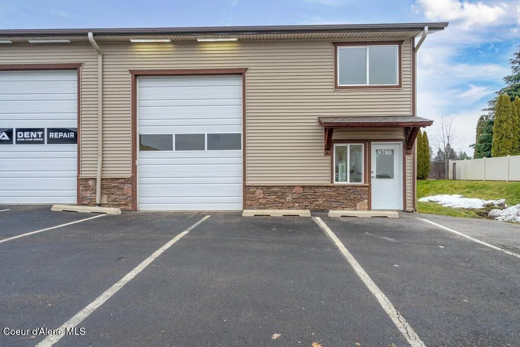 9780 N Biztown Loop Hayden ID 83835