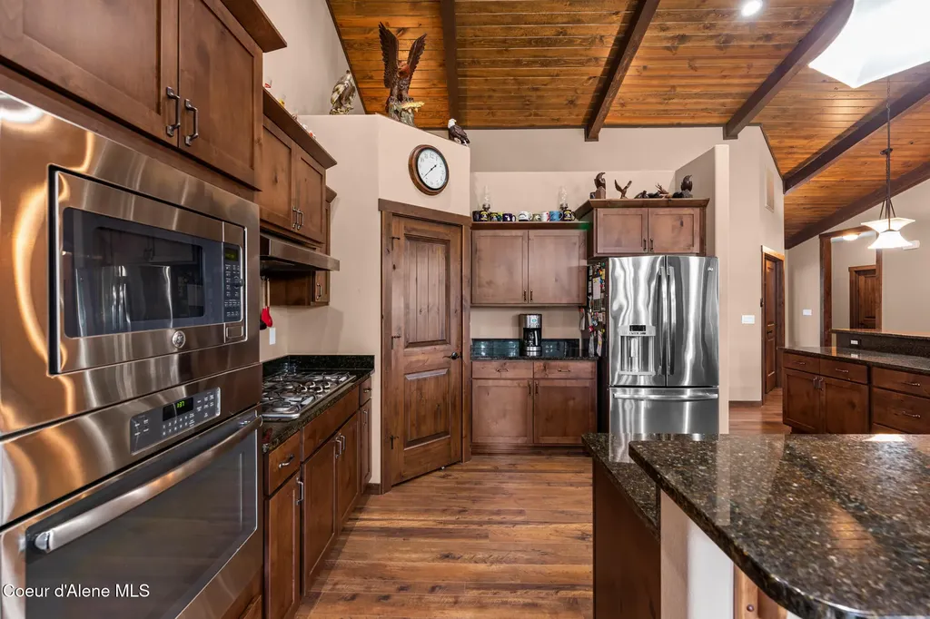298 Trickle Creek Lane Sagle ID 83860