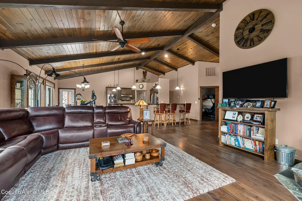 298 Trickle Creek Lane Sagle ID 83860