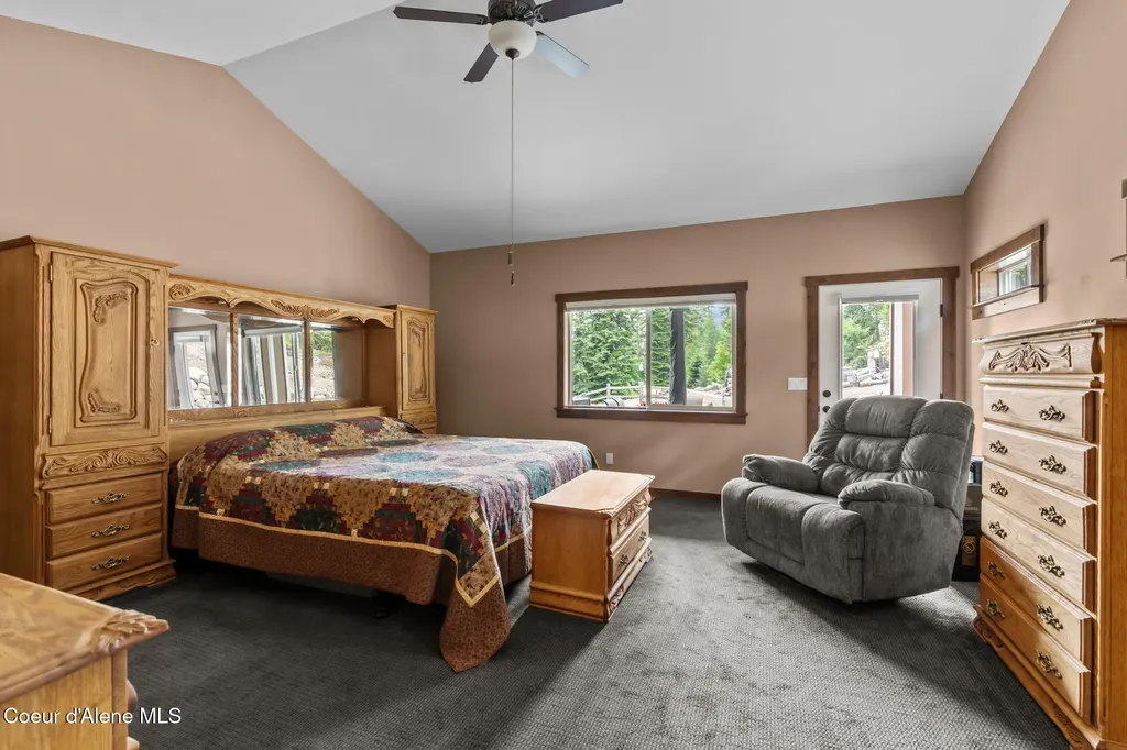 298 Trickle Creek Lane Sagle ID 83860