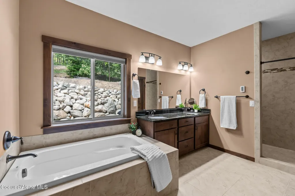 298 Trickle Creek Lane Sagle ID 83860
