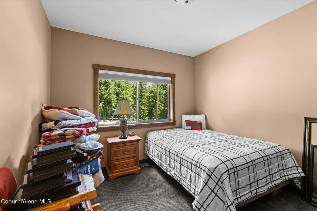 298 Trickle Creek Lane Sagle ID 83860