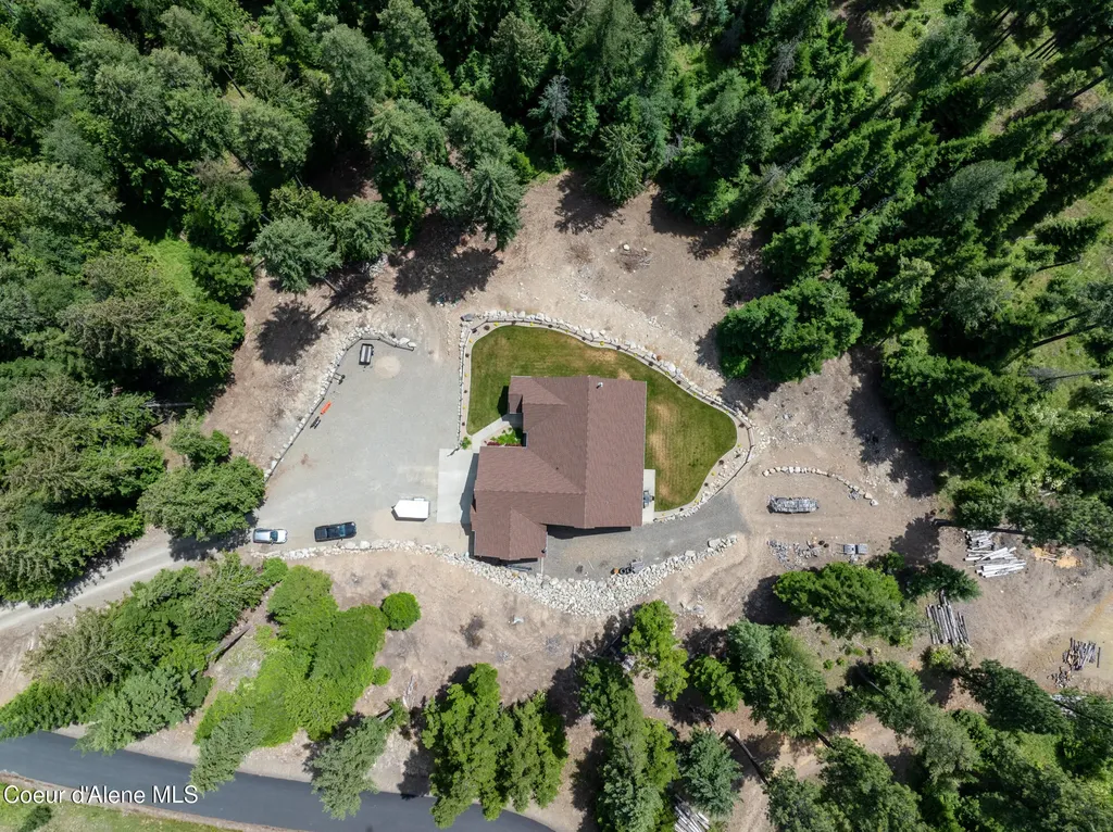 298 Trickle Creek Lane Sagle ID 83860