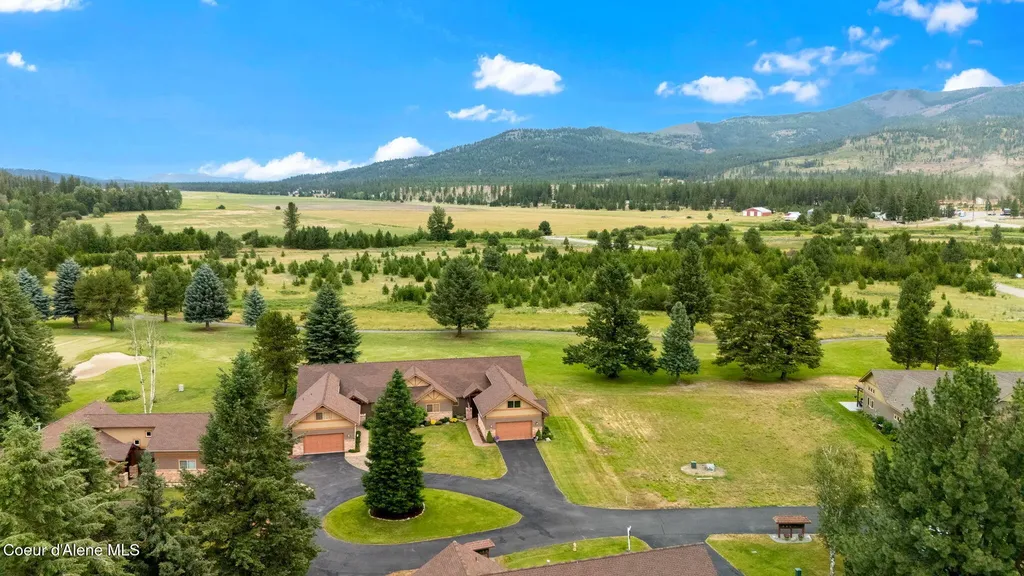 85 Bellflower Court Blanchard ID 83804