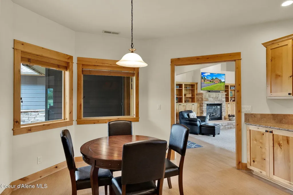 85 Bellflower Court Blanchard ID 83804