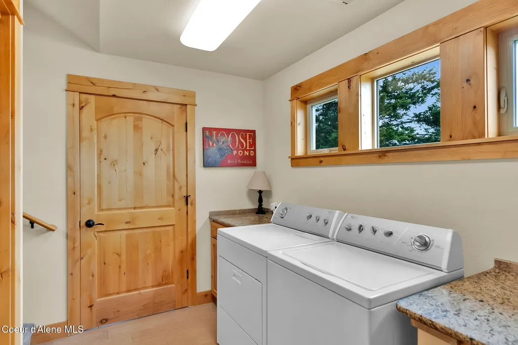 85 Bellflower Court Blanchard ID 83804